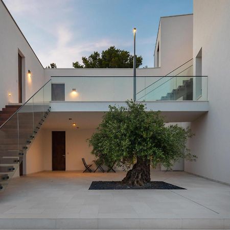 Amazing Apartment In Betina With Kitchen エクステリア 写真