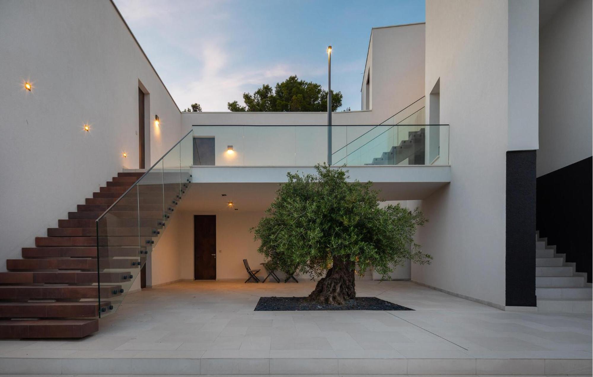 Amazing Apartment In Betina With Kitchen エクステリア 写真