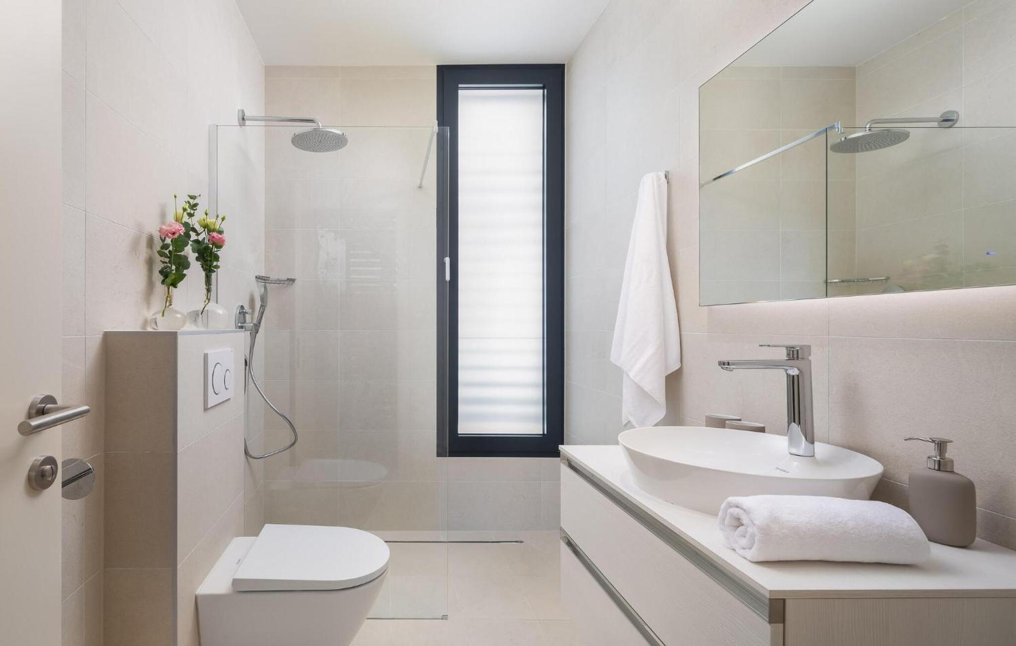 Amazing Apartment In Betina With Kitchen エクステリア 写真